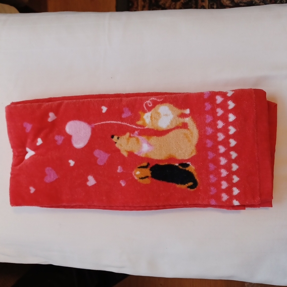 Cupcakes and Cashmere Dogs & Hearts Print Hand Towel Set NEW - Picture 5 of 5